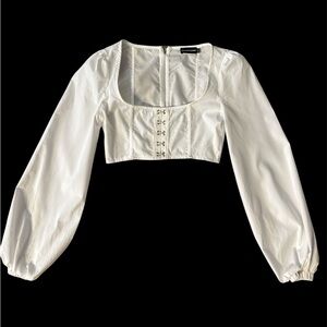 Pretty Little Things White Long Sleeve Crop Bodice Top. Zip Back. Size 2. 30” B